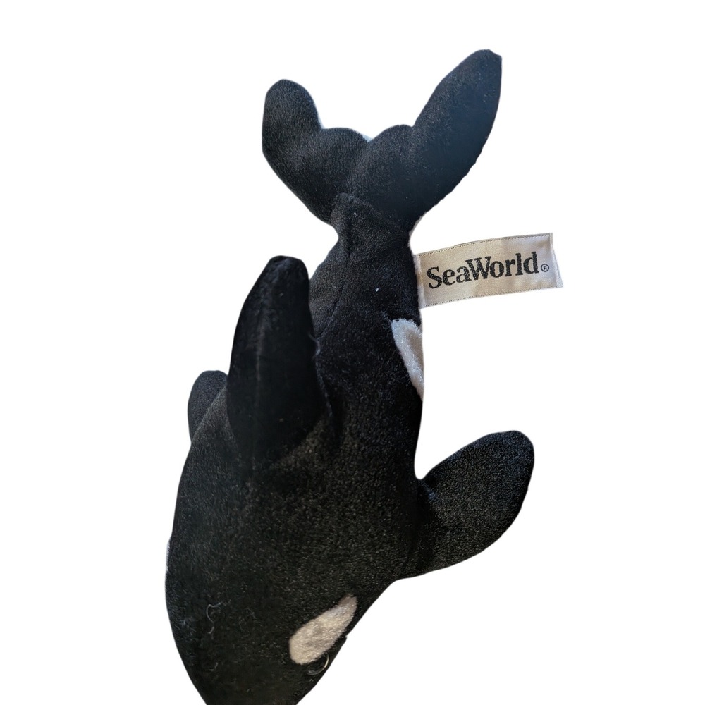 SeaWorld Orca Killer Whale Plush Soft Stuffed Animal Souvenir Black White Shamu